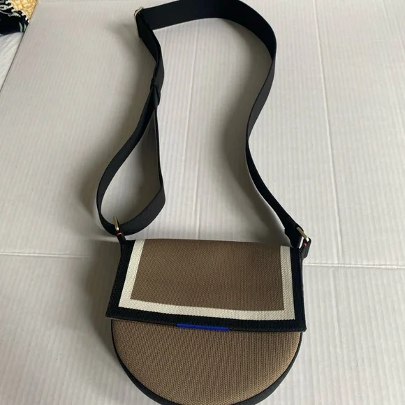 Rothy's Tan and Black Crossbody Bag - Picture 7 of 8